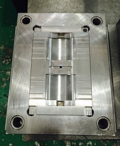 Y300422儀器塑膠制品，深圳塑膠模具廠，注塑模具加工